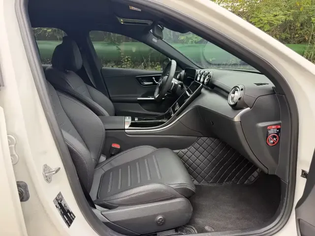 Mercedes-Benz C-Class — Фото автомобиля 9
