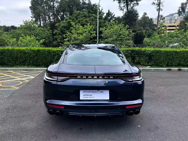 Porsche Panamera — Фото автомобиля 11