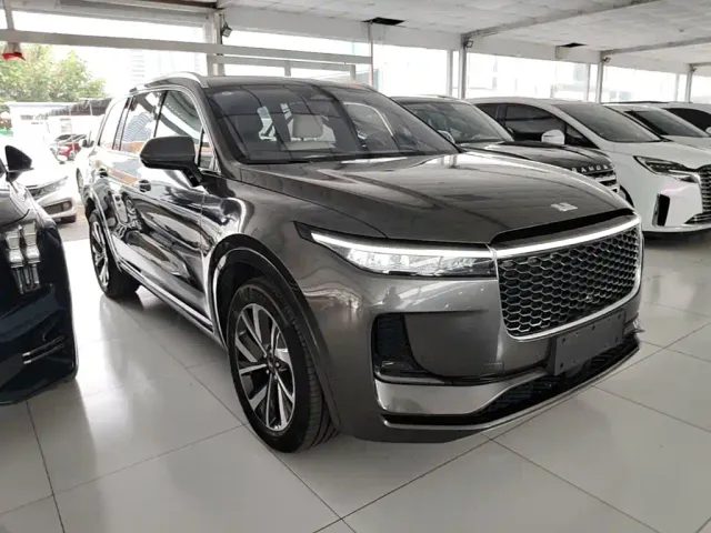 Li Auto ONE — Фото автомобиля 3