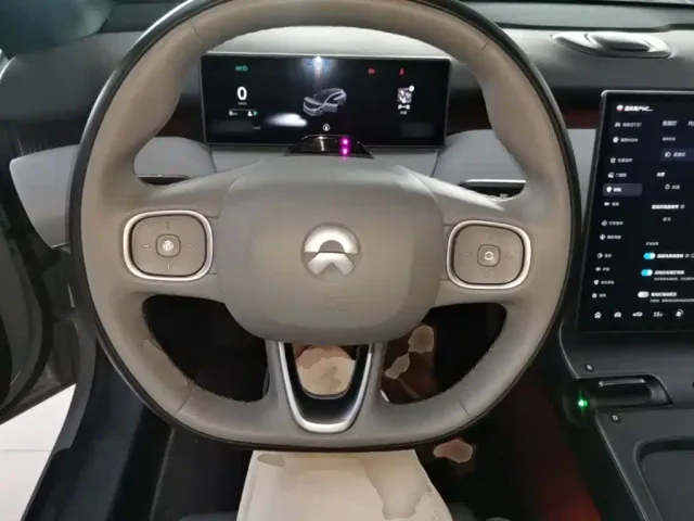 Nio ET5 Touring — Фото автомобиля 10