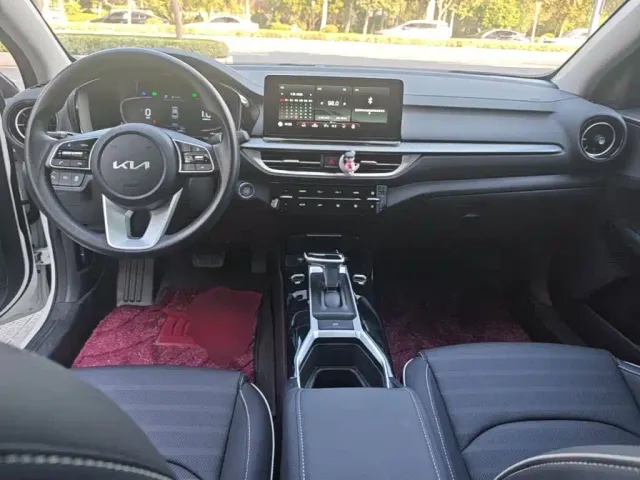 Kia K3 — Фото автомобиля 9