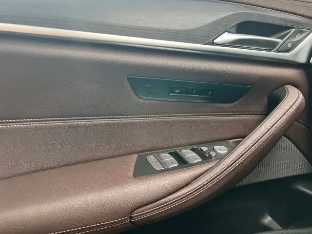 BMW BMW 5 Series 2022 Facelift II 530Li Premium Package M Sport — Фото автомобиля 22