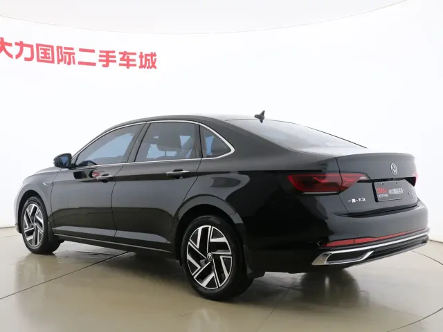 Volkswagen Sagitar — Фото автомобиля 8