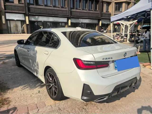 BMW 3 Series — Фото автомобиля 6