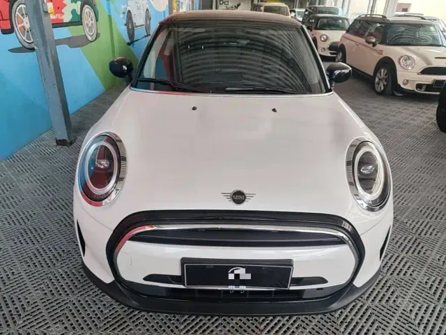 MINI Hatch — Фото автомобиля 2