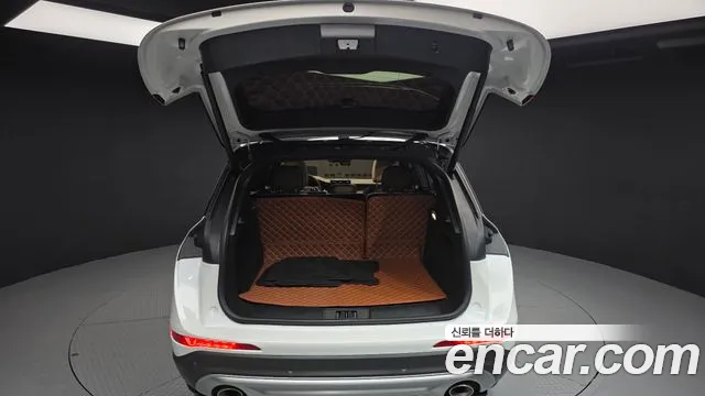 Lincoln Corsair Corsair 2.0 Reserve AWD — Фото автомобиля 15