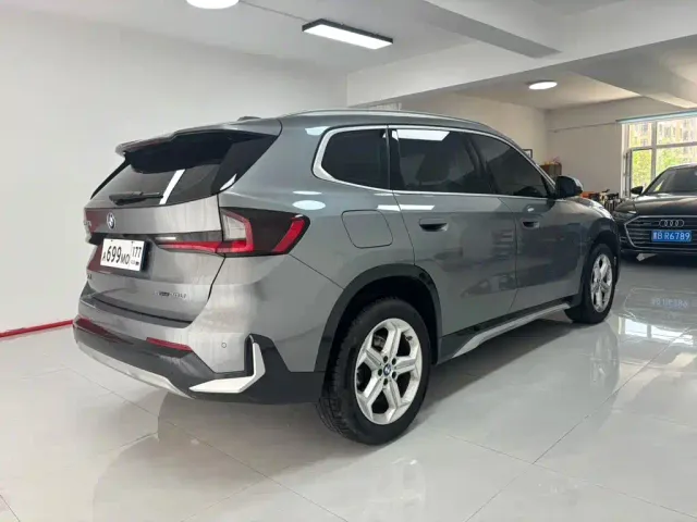 BMW X1 — Фото автомобиля 14