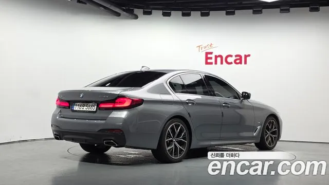 BMW 5-Series 5 серия (G30) 530i xDrive M Sport — Фото автомобиля 2