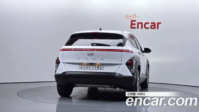 Hyundai Kona — Фото автомобиля 4