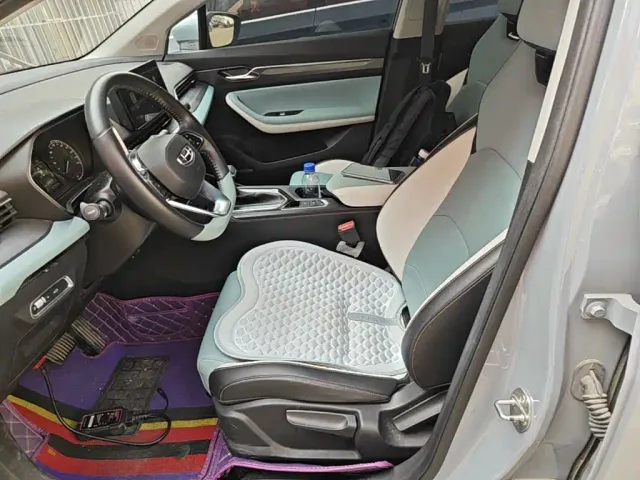 Geely Emgrand S — Фото автомобиля 14