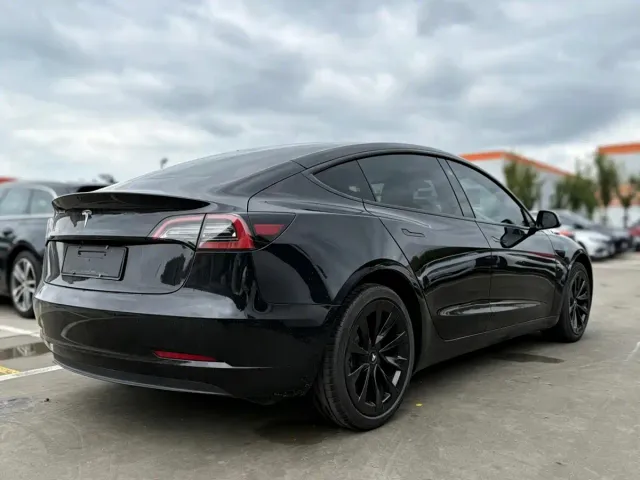 Tesla Model 3 2021 Standard Range Rear-Wheel Drive Upgrade — Фото автомобиля 11