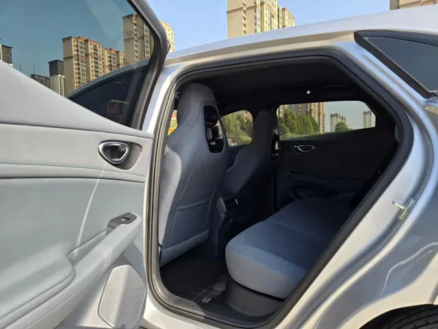 BYD Seal 06 GT — Фото автомобиля 5