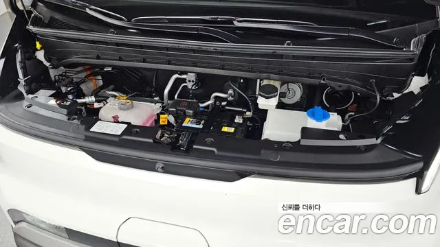 Kia PV5 — Фото автомобиля 6