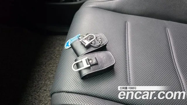 Mercedes-Benz GLE-Class — Фото автомобиля 26
