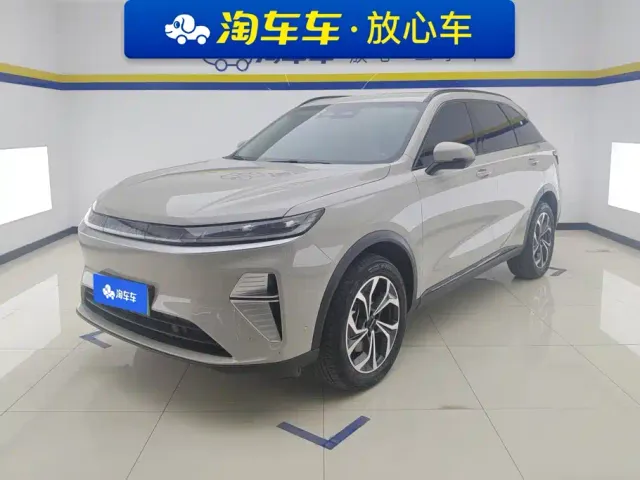 Фотография автомобиля — Haval Xiaolong MAX