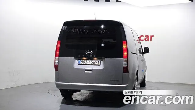 Hyundai Staria Staria Карго 5 мест — Фото автомобиля 4