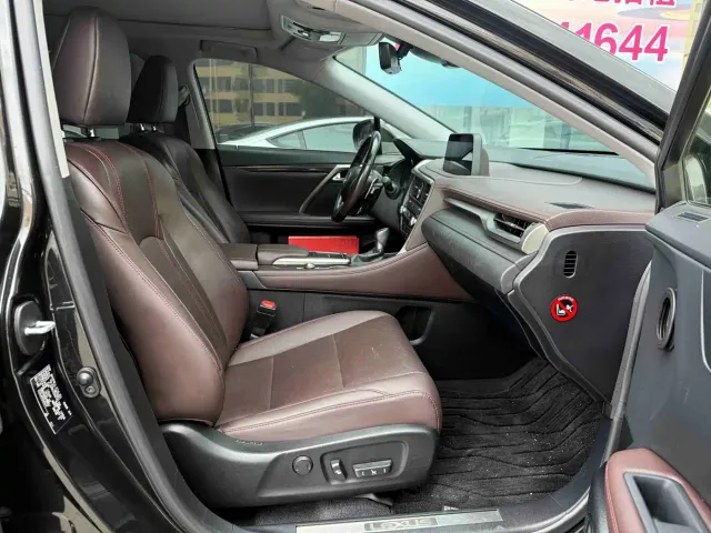 Lexus RX — Фото автомобиля 6