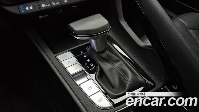 Hyundai Avante — Фото автомобиля 12