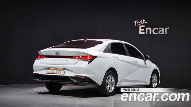Hyundai Avante CN7 — Фото автомобиля 2