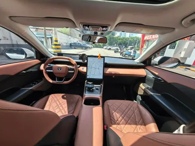 Changan Eado — Фото автомобиля 12