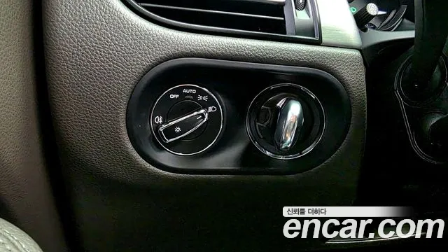 Porsche Macan — Фото автомобиля 16