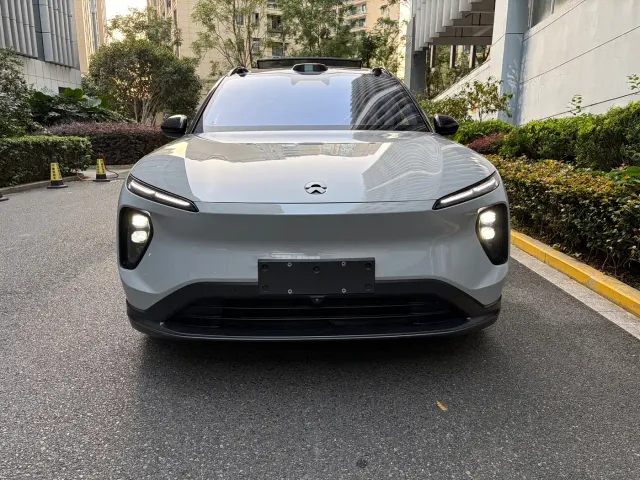 Nio ES6 — Фото автомобиля 2