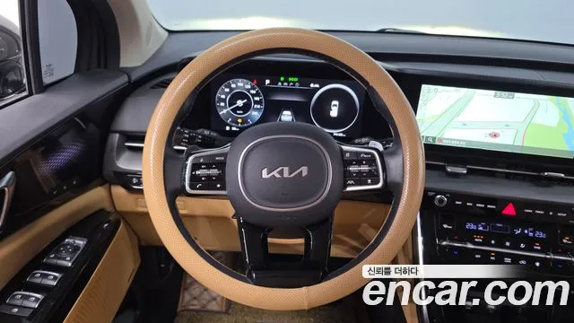 Kia Canival — Фото автомобиля 14