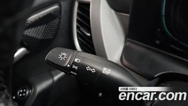 Kia Seltos New — Фото автомобиля 27