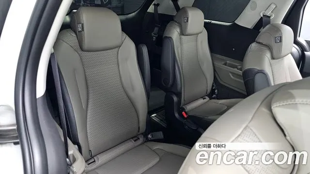 Kia Carnival 4th Gen — Фото автомобиля 17