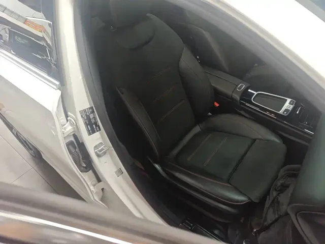 Mercedes-Benz A-Class — Фото автомобиля 24
