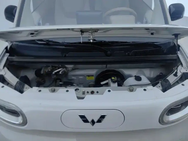 Wuling Hongguang Mini EV — Фото автомобиля 10
