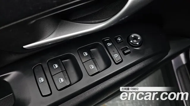 Hyundai Tucson Tucson (NX4) Дизель 2.0 4WD — Фото автомобиля 27