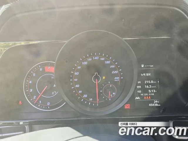 Hyundai Avante — Фото автомобиля 11