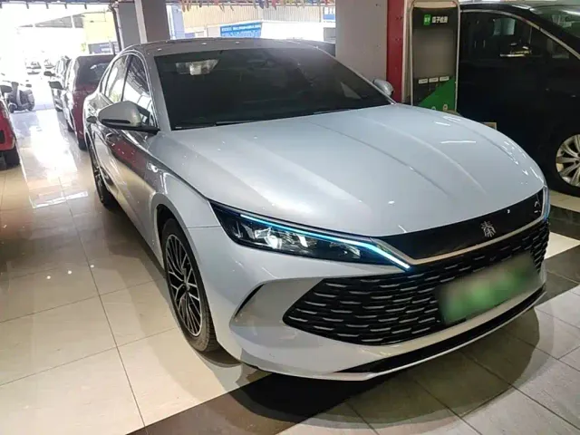BYD Qin L — Фото автомобиля 3