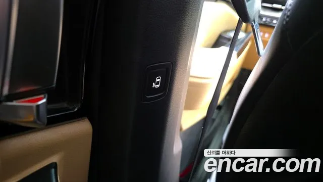 Kia Canival Carnival 4 поколение 9 мест Prestige — Фото автомобиля 17