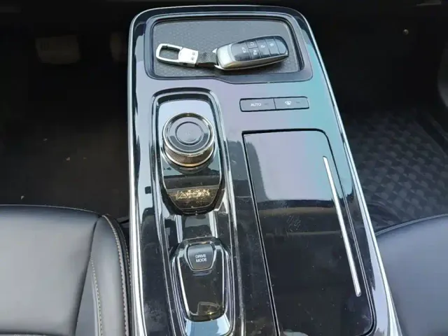 GAC Aion S — Фото автомобиля 13