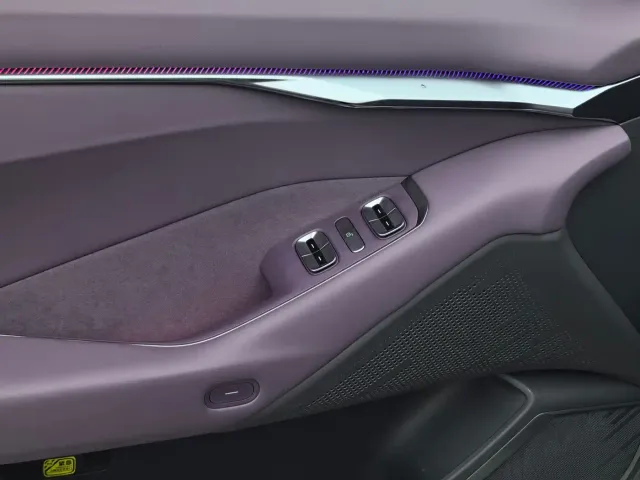 Xpeng P7 — Фото автомобиля 21