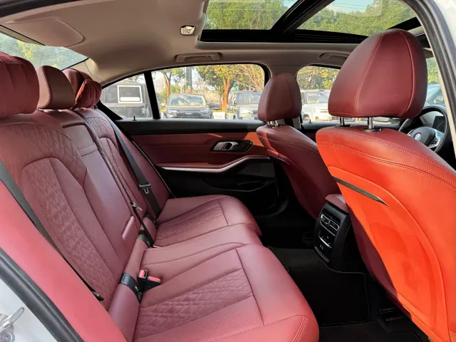 BMW 3 Series — Фото автомобиля 14