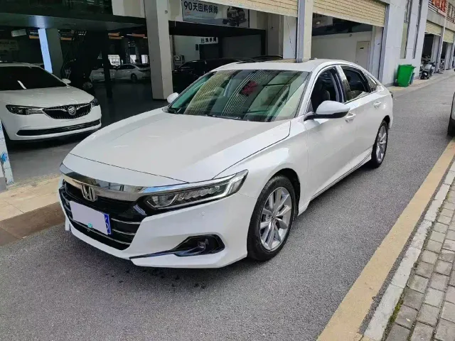 Фотография автомобиля — Honda Accord