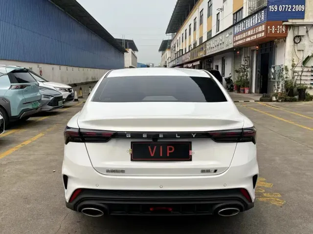 Geely Binrui — Фото автомобиля 8
