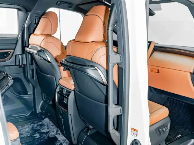 Toyota Vellfire — Фото автомобиля 22