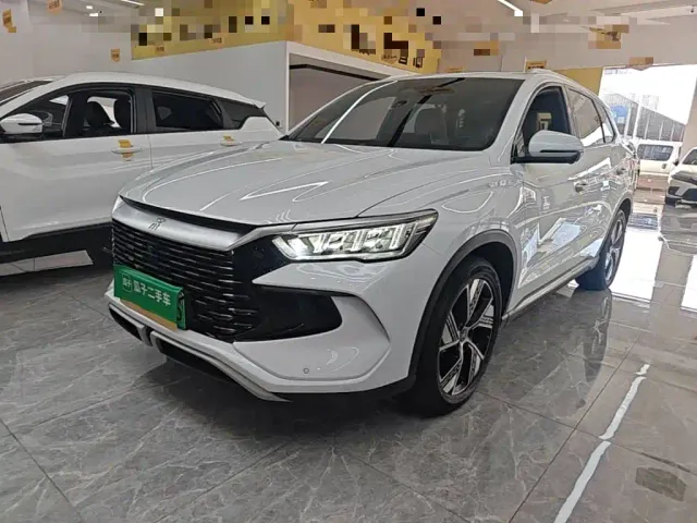 Фотография автомобиля — BYD Song Pro