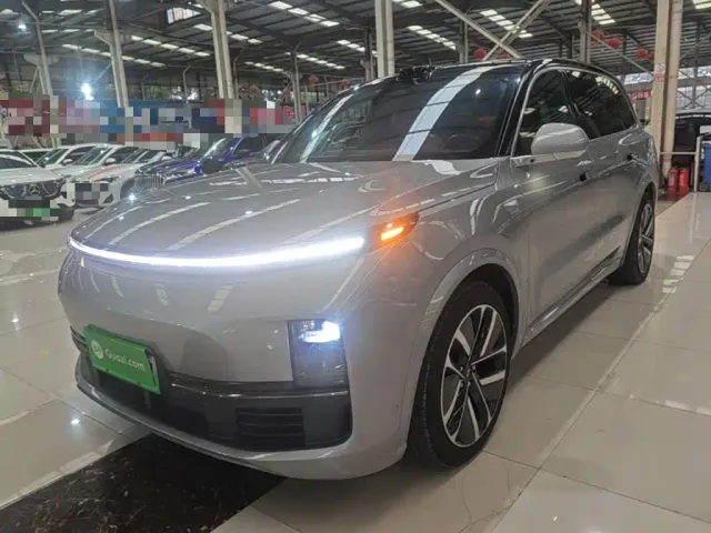 Фотография автомобиля — Li Auto L9
