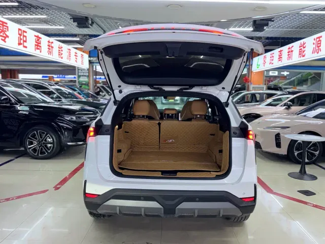 Geely Galaxy L7 — Фото автомобиля 15
