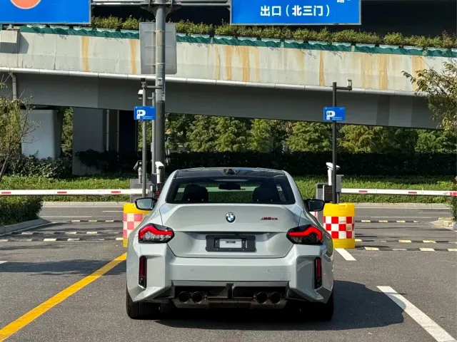 BMW M2 — Фото автомобиля 8