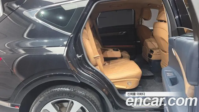 Genesis GV80 — Фото автомобиля 17