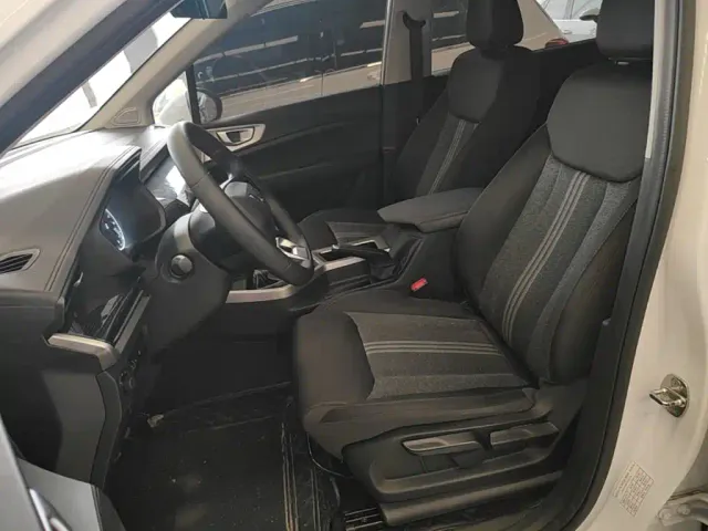 Wuling Motors Wuling Jiachen 2022 1.5L Manual Joy Elite — Фото автомобиля 14