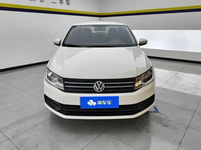 Volkswagen Santana — Фото автомобиля 2