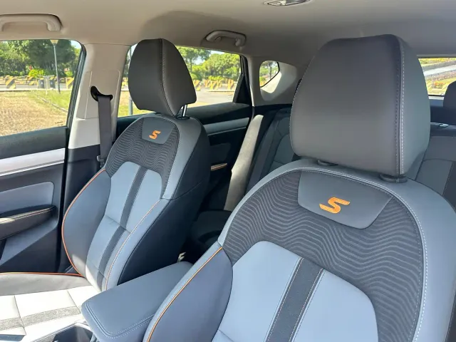 Geely Binyue — Фото автомобиля 10