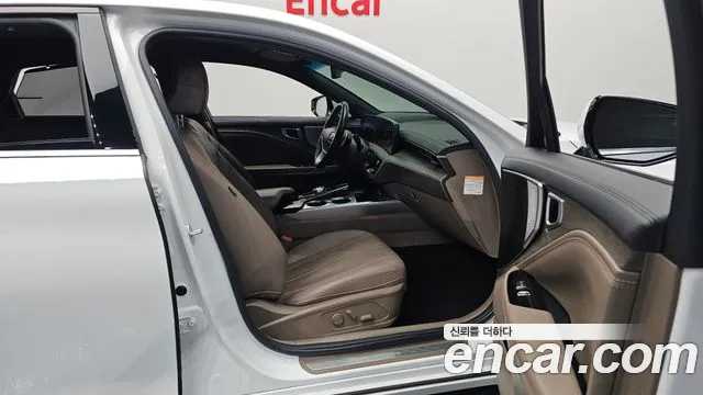 Kia K8 Hybrid — Фото автомобиля 16
